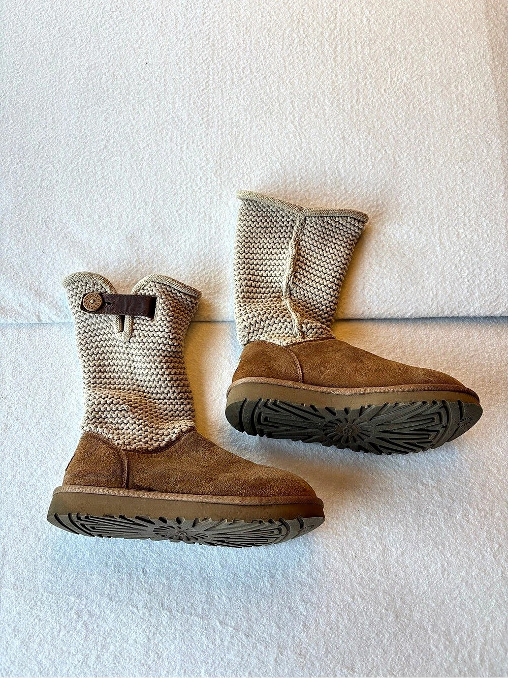 UGG Classic Cardy Boots Brown & Cream US 8
